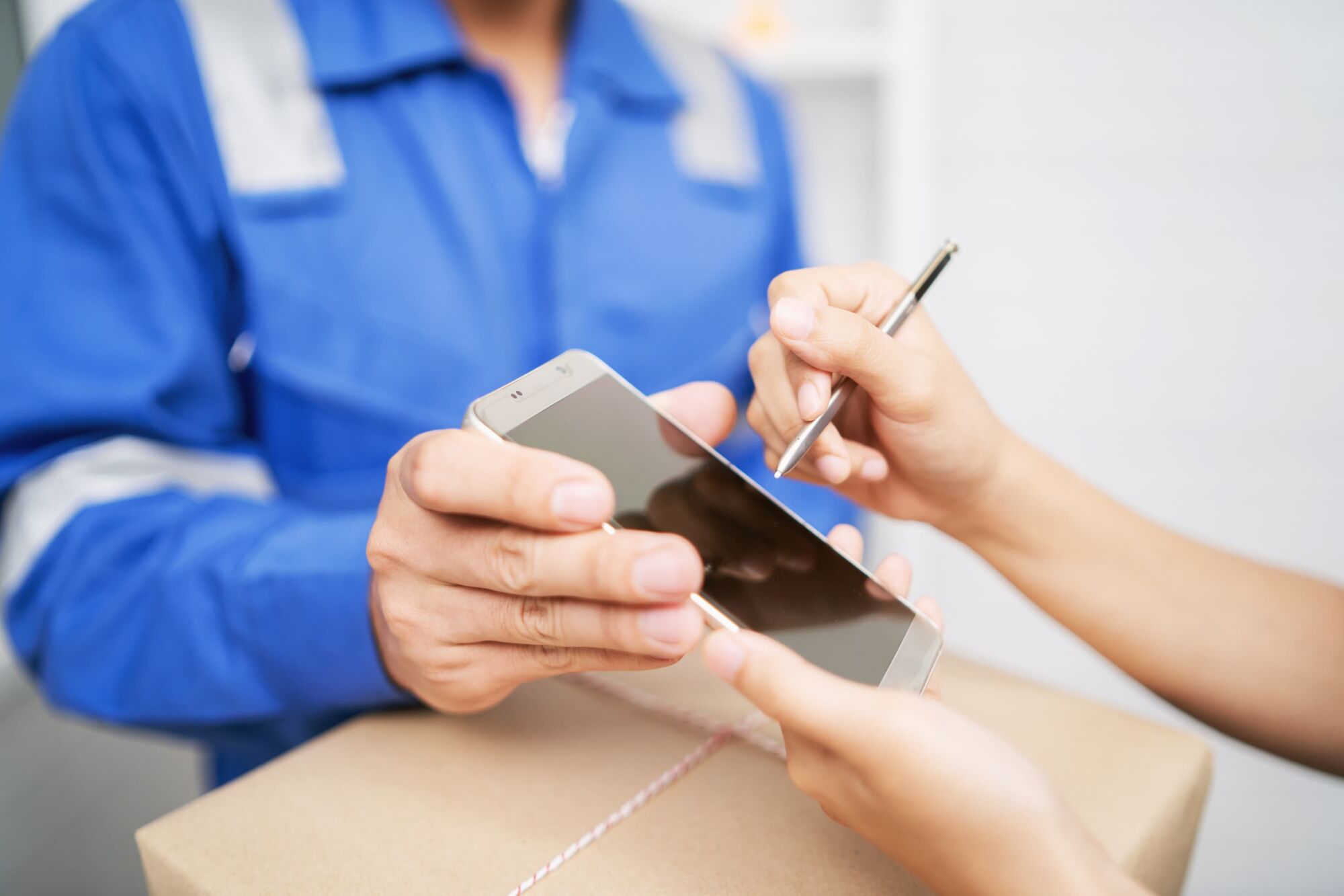 ADOBESTOCK_294123303 | FA LOGISTICS Qui sommes-nous ? Bischheim 1