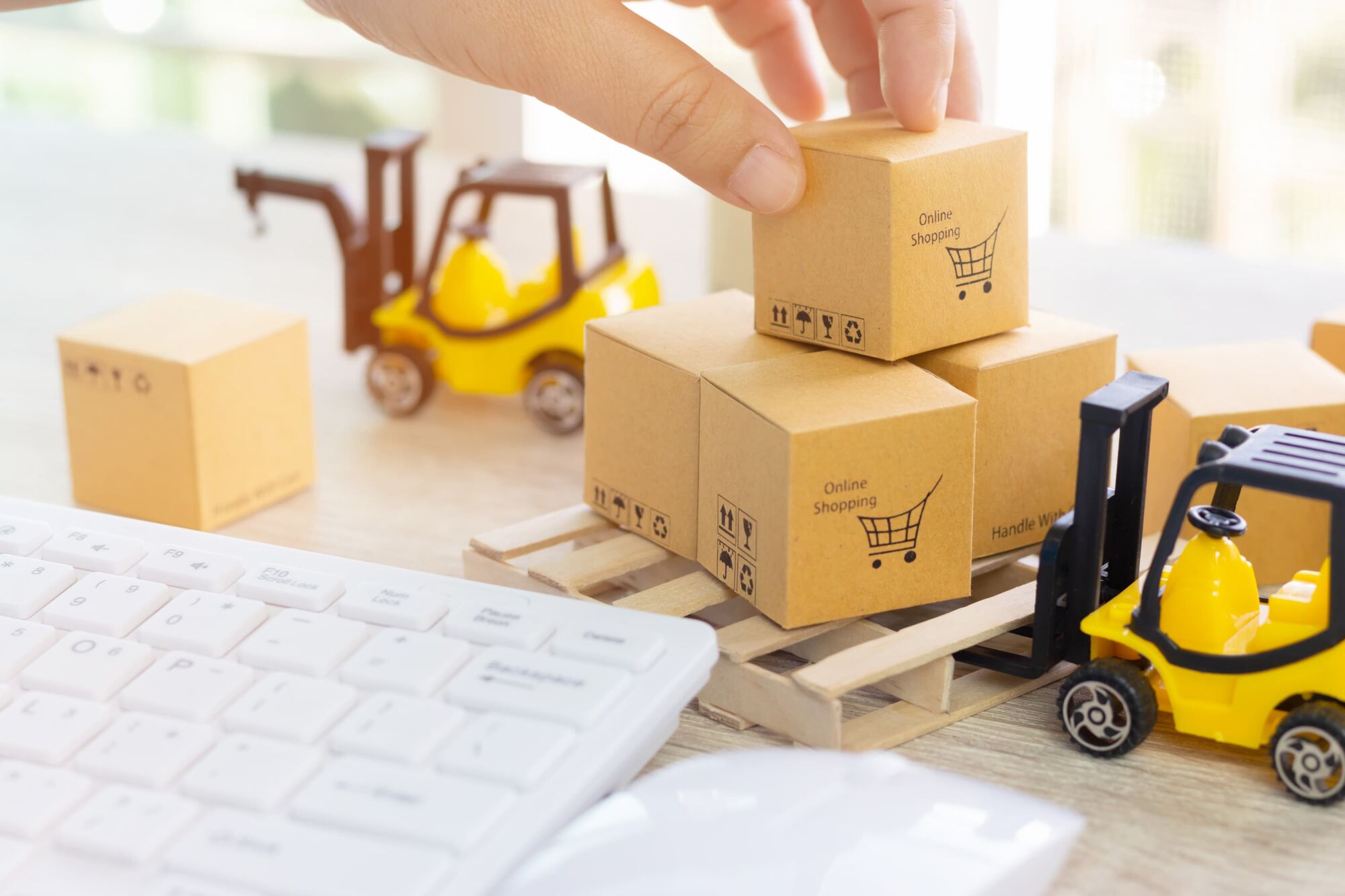 ENTREPRISE LOGISTIQUE | FA LOGISTICS Profitez de nos services de transports pour votre domaine d’activité Bischheim 9