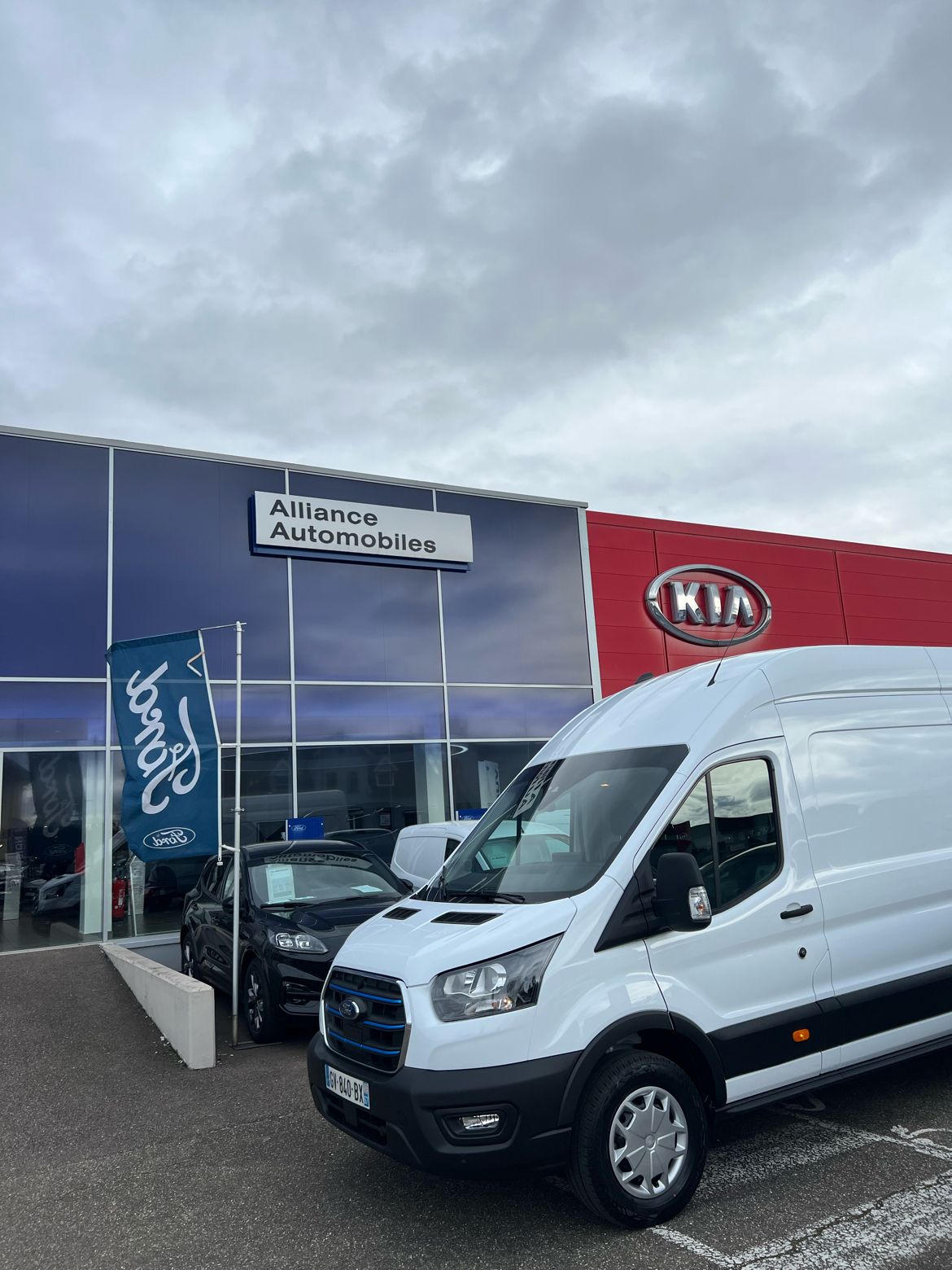 FA Logistics c&eacute;l&egrave;bre l’arriv&eacute;e de son 50e v&eacute;hicule &eacute;lectrique dans sa flotte de transport Saverne